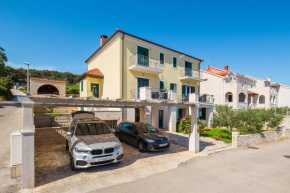 Andrian Apartment - Charme Holidays